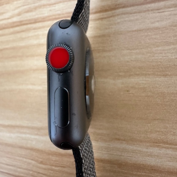 Apple Watch Series 3 + Bands + Charger - Picture 9 of 12